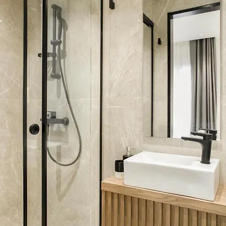 Ultra Chic Modern 4 Bedrooms In Appartement Athene